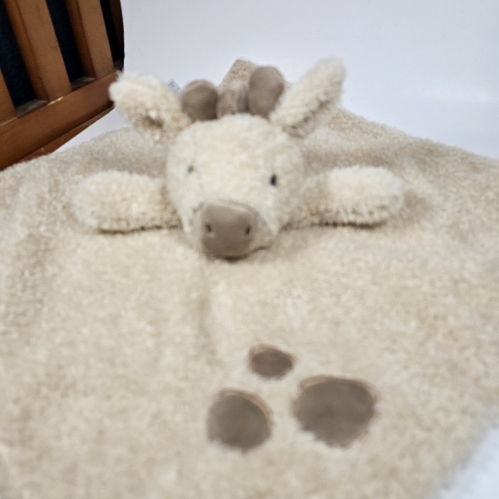 Carter's Soft Giraffe Blanket Lovey Plush Baby Toy Beige Brown White Unisex